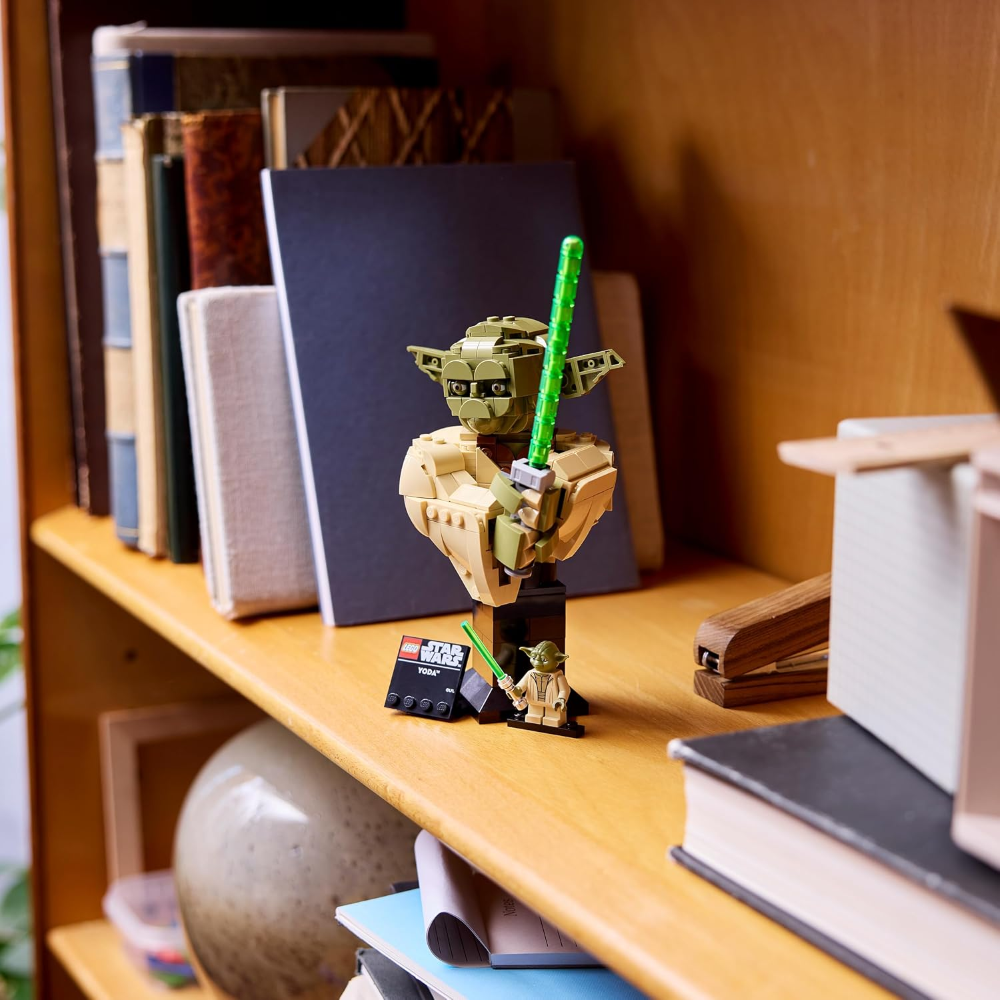 LEGO Star Wars TM - Busto di Yoda™ 75438