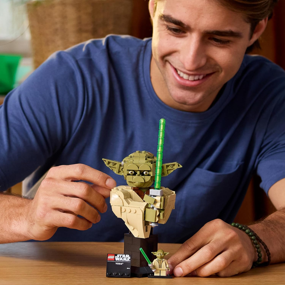 LEGO Star Wars TM - Busto di Yoda™ 75438