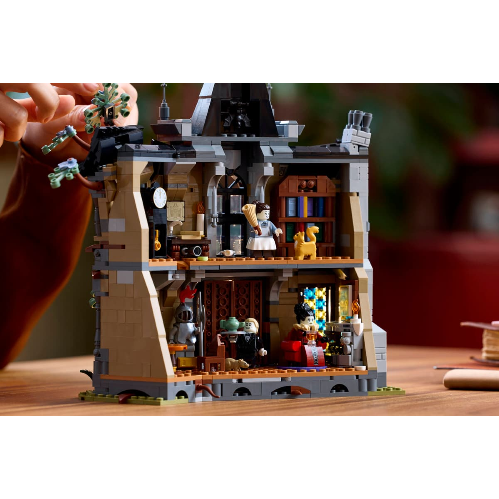 LEGO ICONS - Maniero della Sindaca 11383  