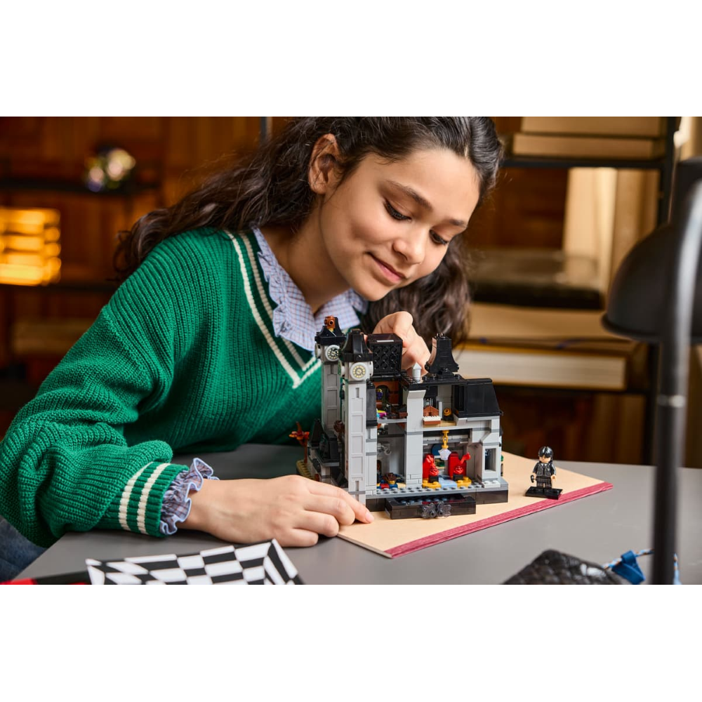 LEGO WEDNESDAY - Accademia Nevermore 76788 