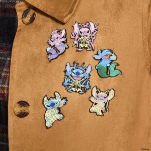  Loungefly - MYSTERY BOX PINS - DISNEY Stitch & Angel Halloween Costumes - WDPN4163
