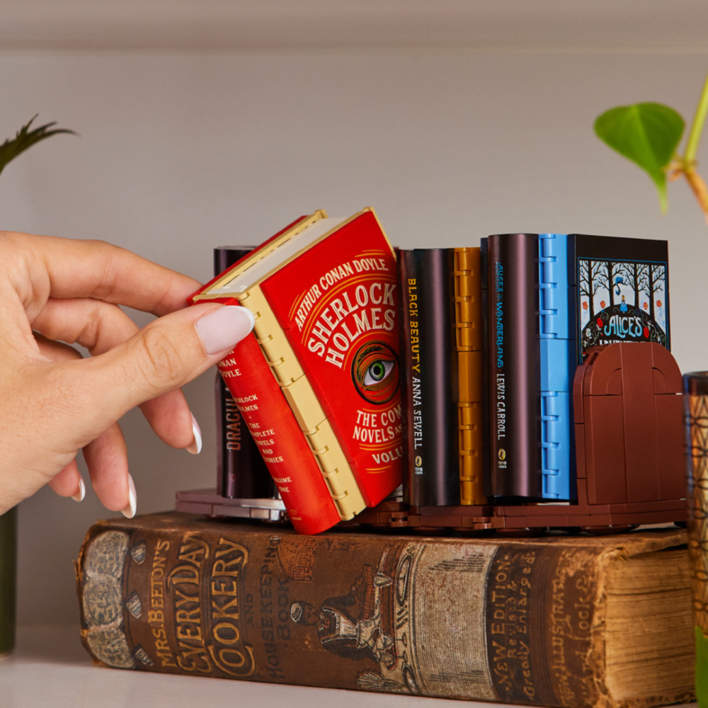 ZURU - Max Premium:Books - CAPSULE 15PZ